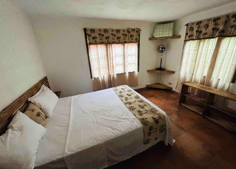 El Campo En Jarabacoa Villa ภายนอก รูปภาพ